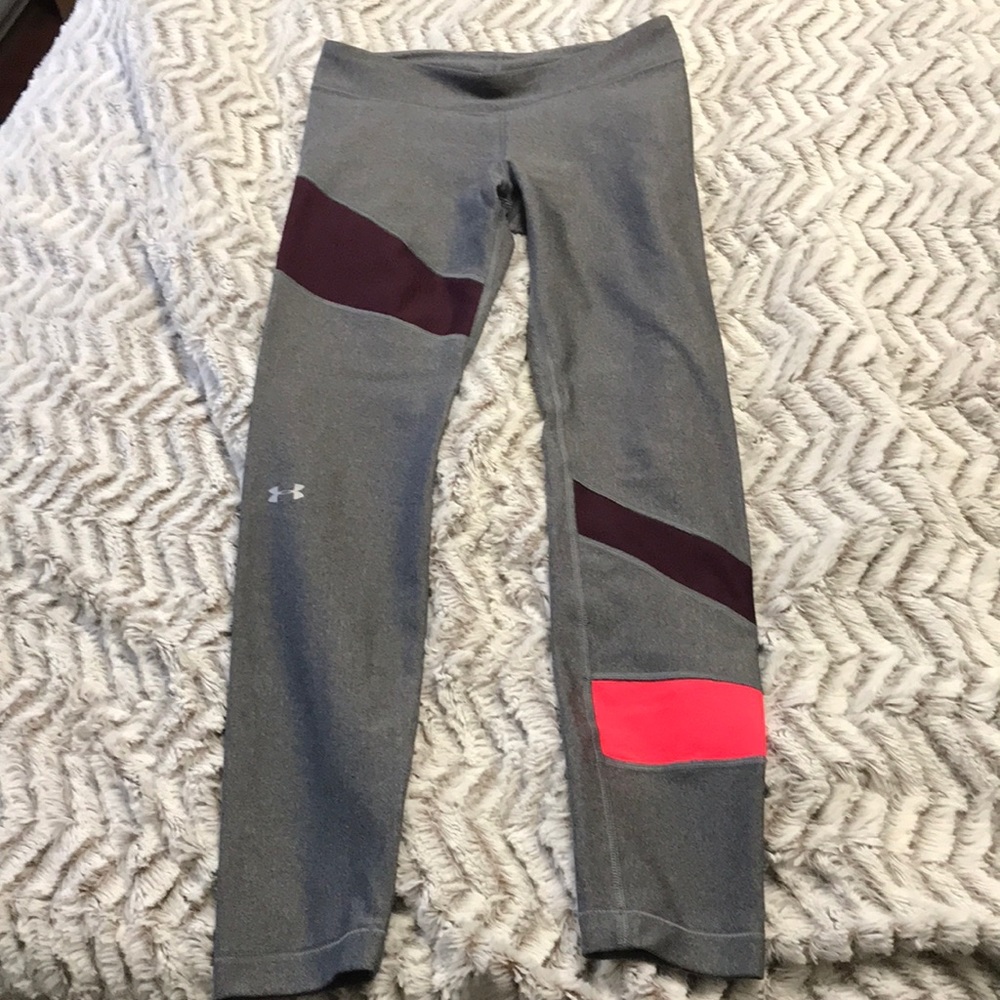 Under armor leggings.